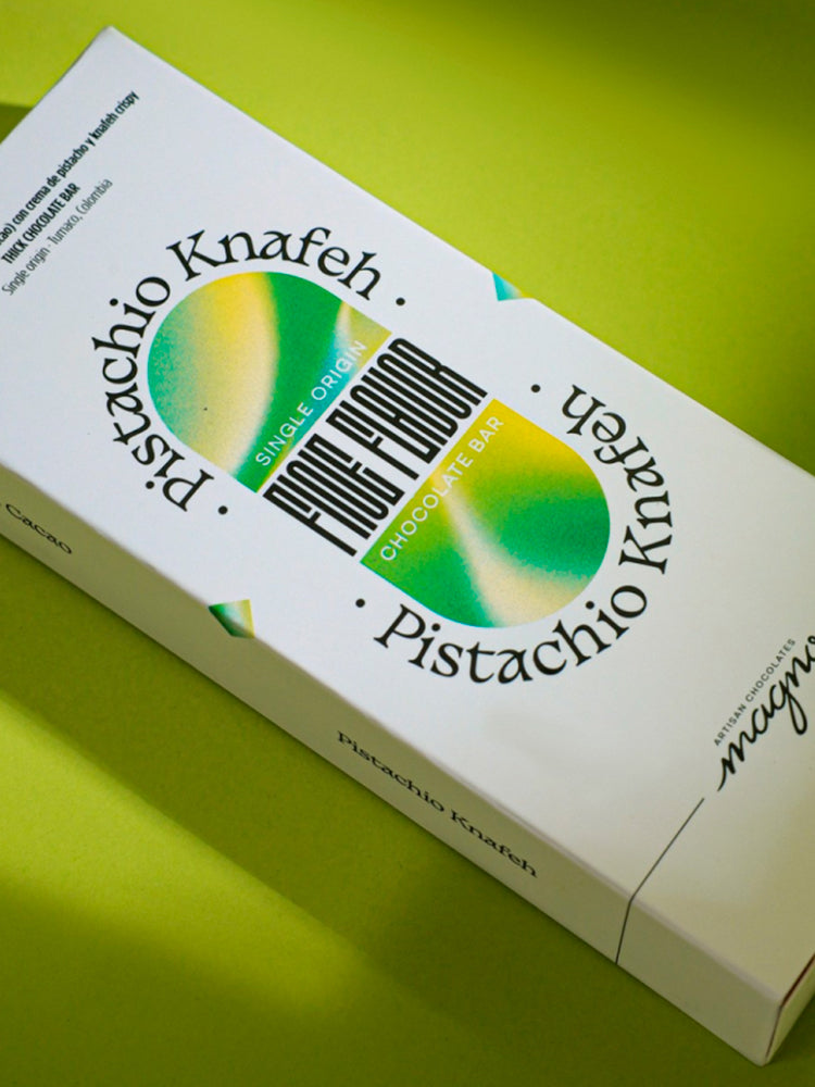Pistachio chocolate bar