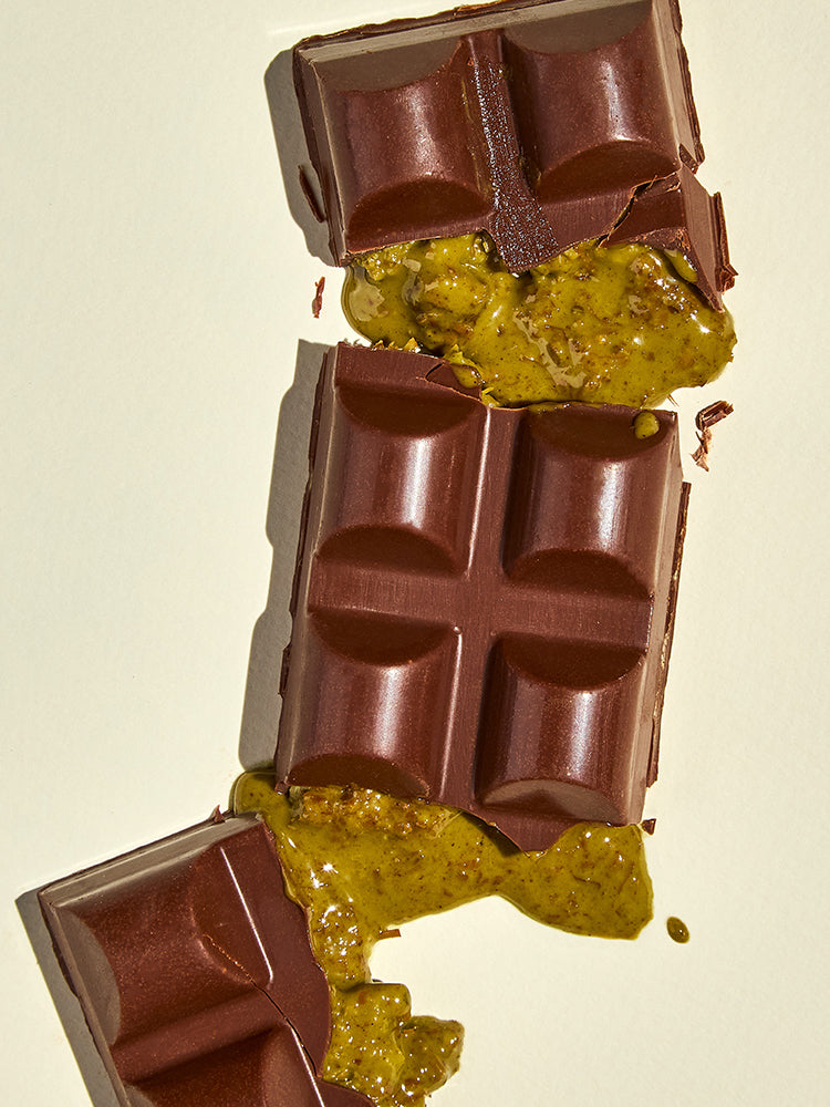 Natural pistachio filling Dubai bar